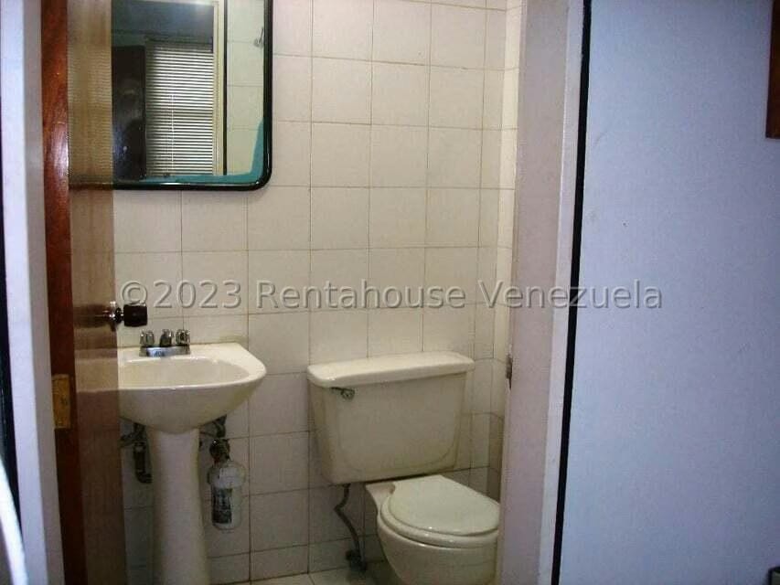 Apartamento (1 Nivel) en Venta en Miranda, Distrito Metropolitano - 23