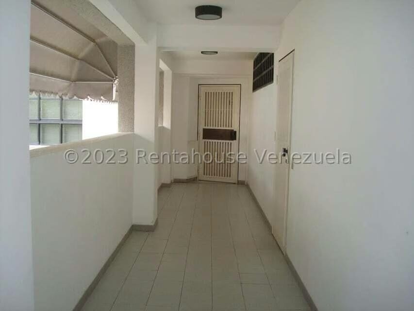 Apartamento (1 Nivel) en Venta en Miranda, Distrito Metropolitano - 25