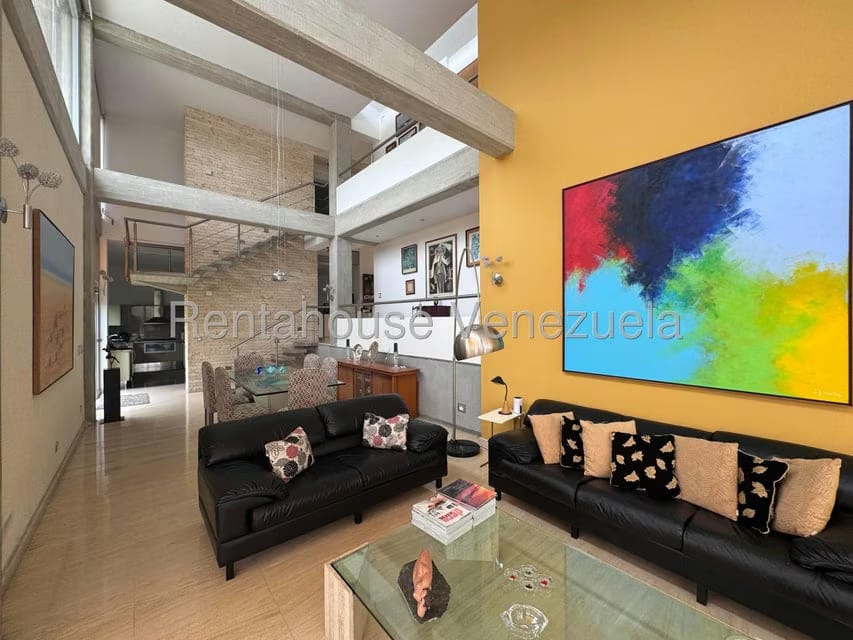 Casa (Multipes Niveles) en Venta en Prados del Este, Distrito Metropolitano - 11