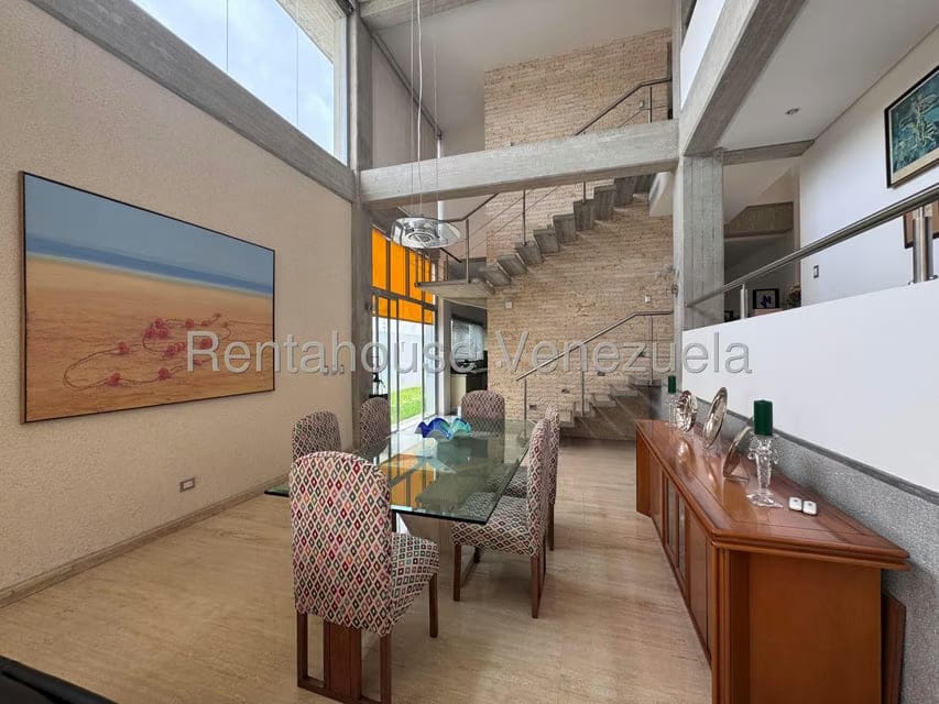 Casa (Multipes Niveles) en Venta en Prados del Este, Distrito Metropolitano - 12