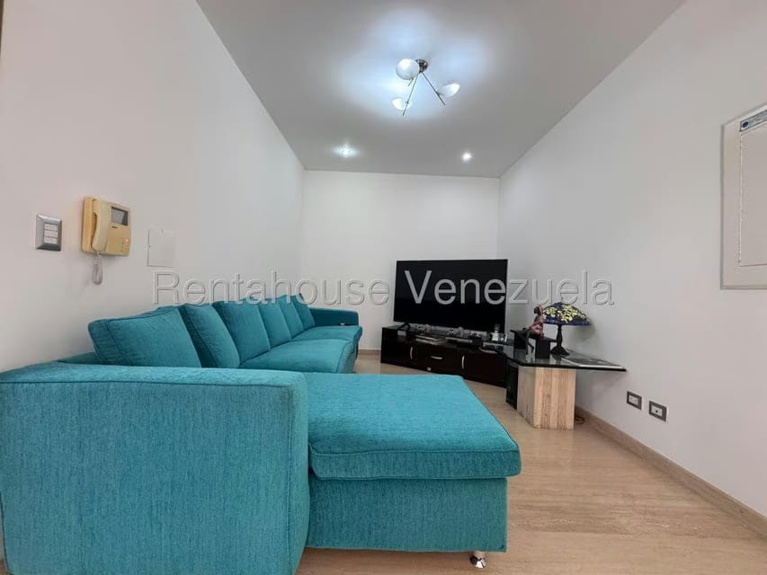 Casa (Multipes Niveles) en Venta en Prados del Este, Distrito Metropolitano - 15
