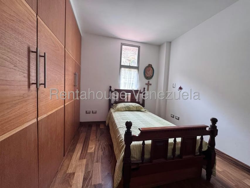 Casa (Multipes Niveles) en Venta en Prados del Este, Distrito Metropolitano - 27