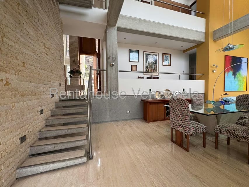 Casa (Multipes Niveles) en Venta en Prados del Este, Distrito Metropolitano - 5
