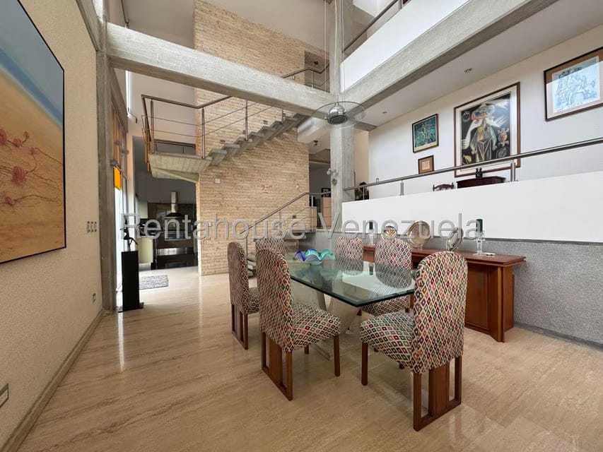 Casa (Multipes Niveles) en Venta en Prados del Este, Distrito Metropolitano - 8