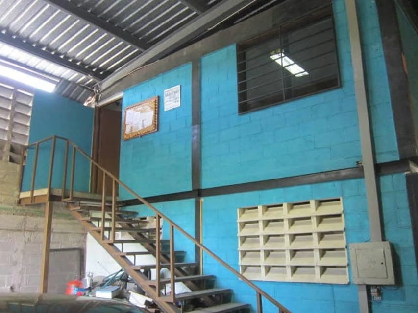 Comercial (Galpon - Deposito) en Venta en Sector Industrial Cloris, Miranda - 17