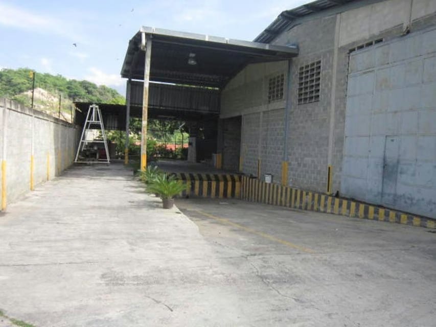 Comercial (Galpon - Deposito) en Venta en Sector Industrial Cloris, Miranda - 19