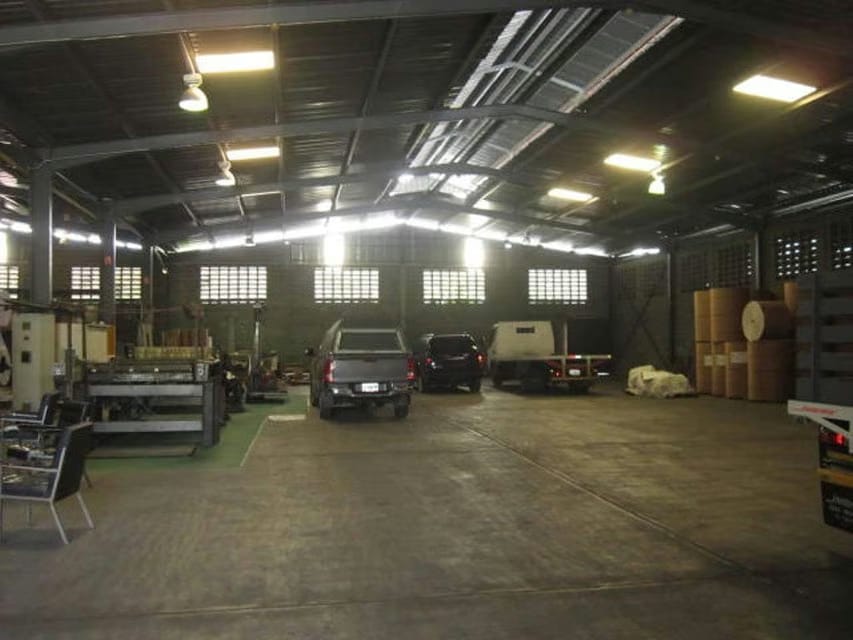 Comercial (Galpon - Deposito) en Venta en Sector Industrial Cloris, Miranda - 4