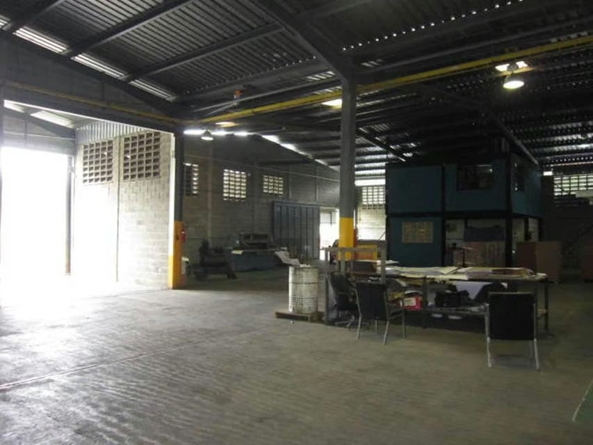 Comercial (Galpon - Deposito) en Venta en Sector Industrial Cloris, Miranda - 7
