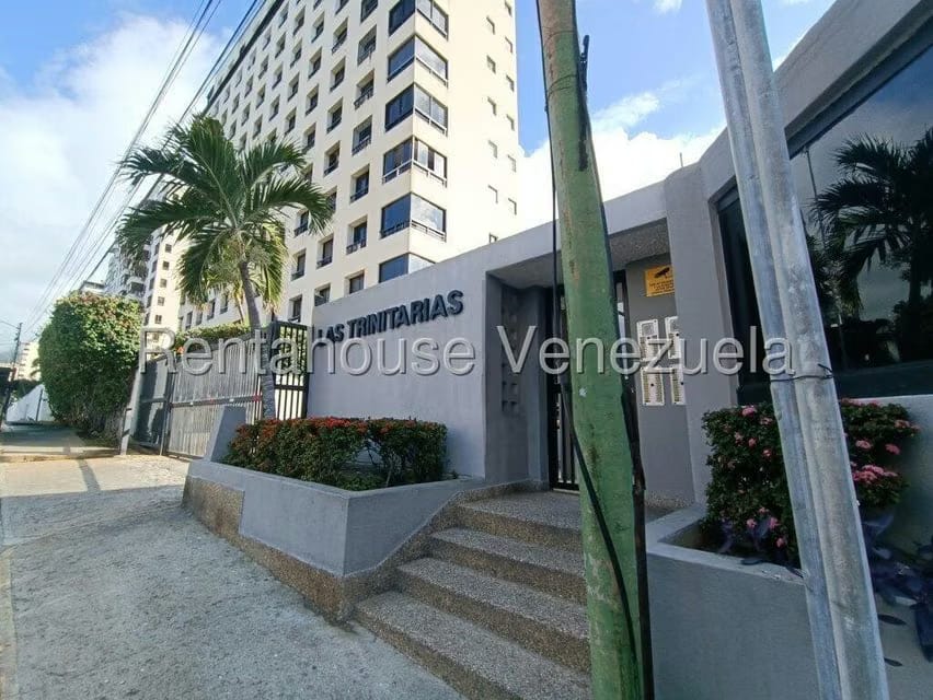 Apartamento (Duplex) en Venta en Sector las Quince Letras, Vargas - 2