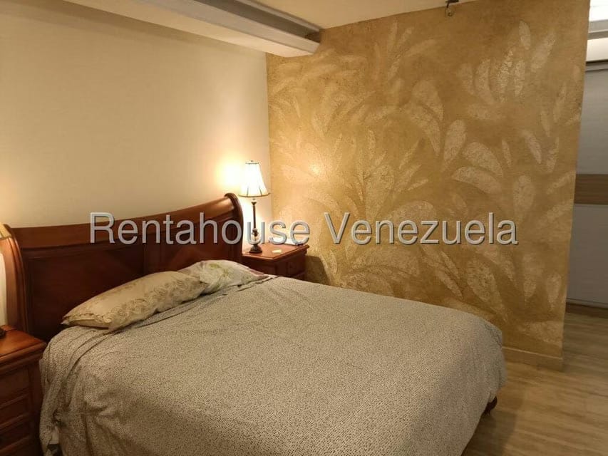 Apartamento (Duplex) en Venta en Sector las Quince Letras, Vargas - 24