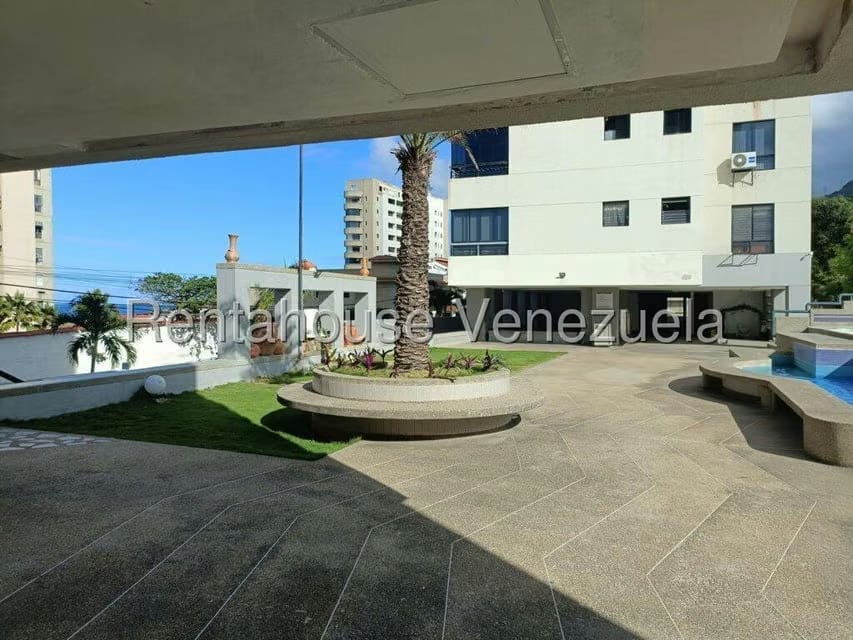 Apartamento (Duplex) en Venta en Sector las Quince Letras, Vargas - 33