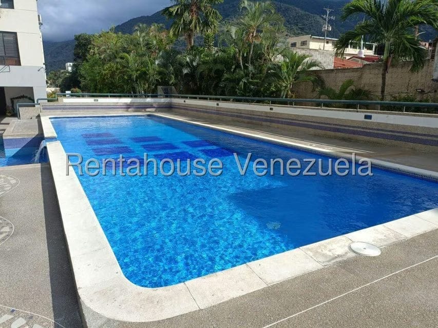 Apartamento (Duplex) en Venta en Sector las Quince Letras, Vargas - 35