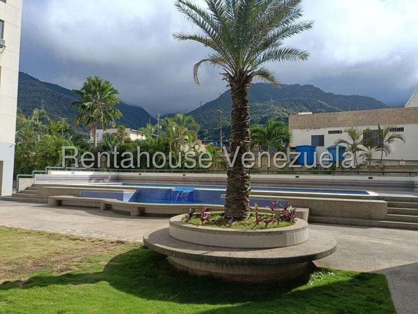 Apartamento (Duplex) en Venta en Sector las Quince Letras, Vargas - 38