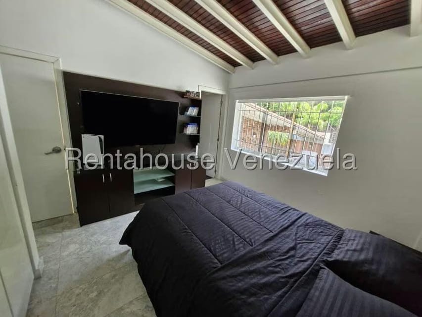 Casa (Multipes Niveles) en Venta en Cumbres de Curumo, Distrito Metropolitano - 21