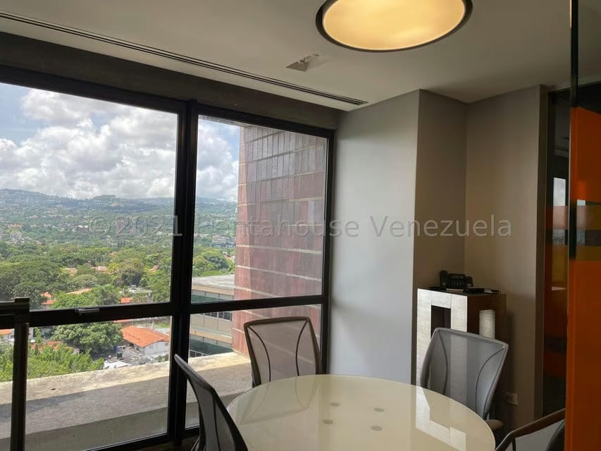 Comercial (Oficina) en Venta en Los Palos Grandes, Distrito Metropolitano - 11