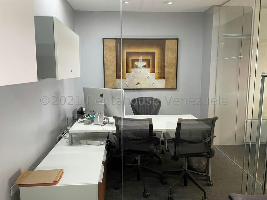 Comercial (Oficina) en Venta en Los Palos Grandes, Distrito Metropolitano - 13