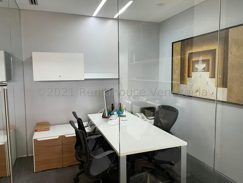 Comercial (Oficina) en Venta en Los Palos Grandes, Distrito Metropolitano - 15