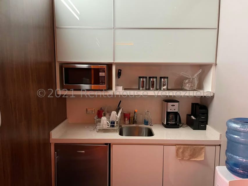 Comercial (Oficina) en Venta en Los Palos Grandes, Distrito Metropolitano - 20