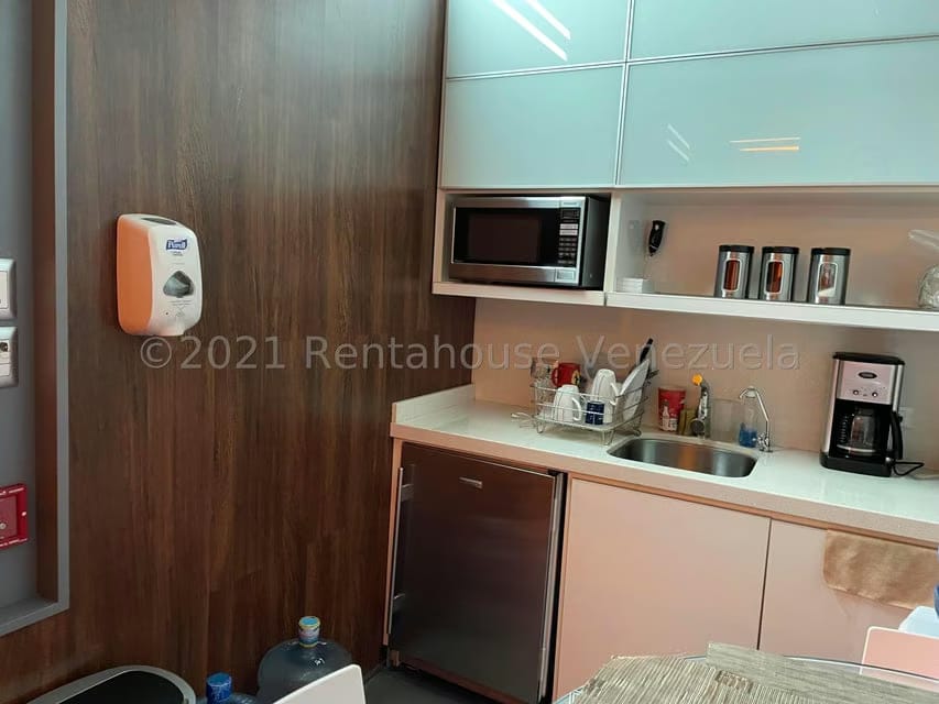 Comercial (Oficina) en Venta en Los Palos Grandes, Distrito Metropolitano - 21