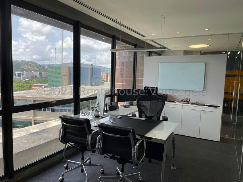 Comercial (Oficina) en Venta en Los Palos Grandes, Distrito Metropolitano - 4