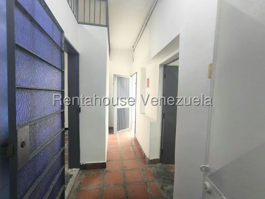 Comercial (Local Comercial) en Alquiler en San Bernardino, Distrito Metropolitano - 6