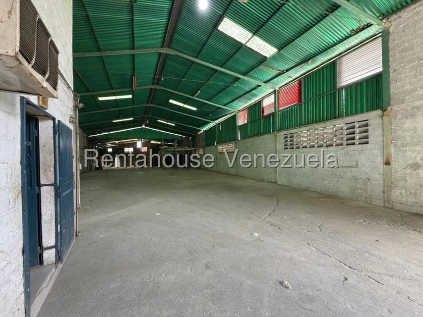 Comercial (Galpon - Deposito) en Alquiler en Mariche, Distrito Metropolitano - 3