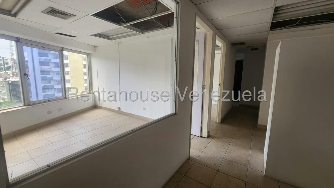 Comercial (Oficina) en Alquiler en El Marques, Distrito Metropolitano - 6