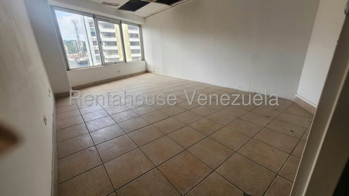 Comercial (Oficina) en Alquiler en El Marques, Distrito Metropolitano - 8