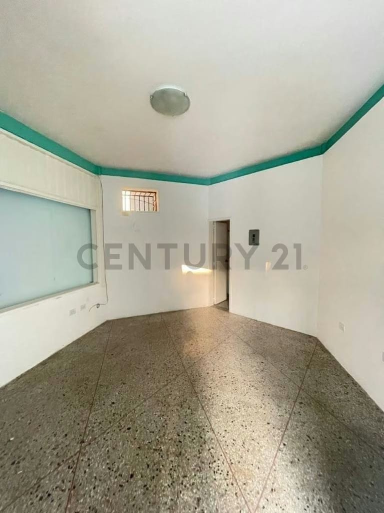 Local comercial en Alquiler CC Doña Grazia - 4