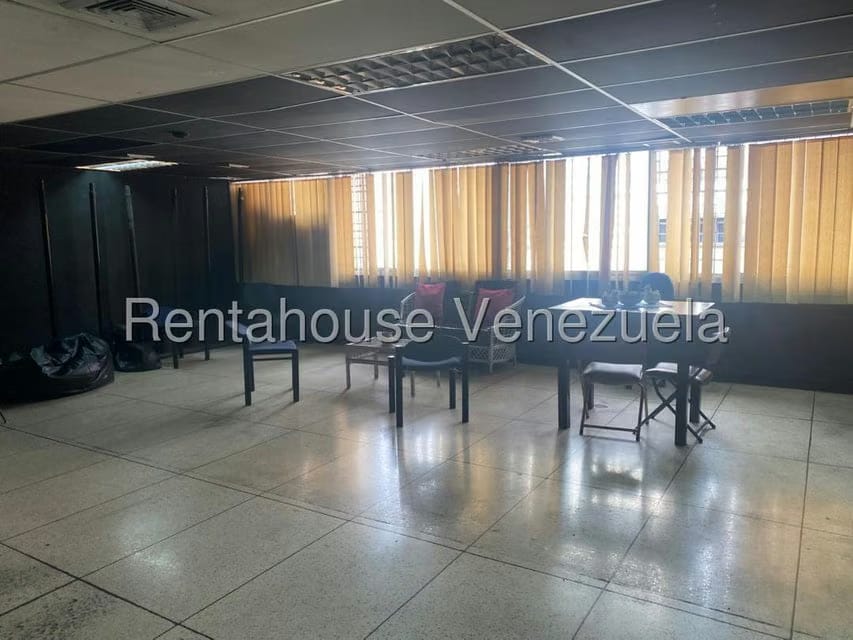 Comercial (Oficina) en Venta en Parroquia Catedral, Distrito Metropolitano - 12