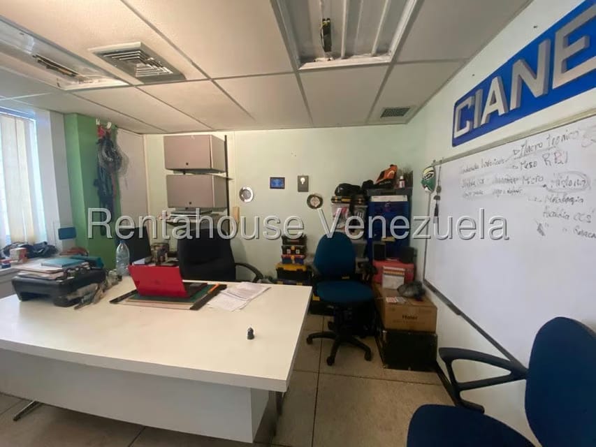 Comercial (Oficina) en Venta en Parroquia Catedral, Distrito Metropolitano - 19