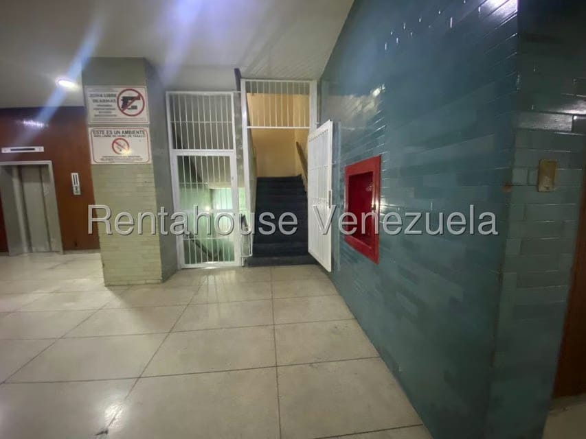 Comercial (Oficina) en Venta en Parroquia Catedral, Distrito Metropolitano - 8
