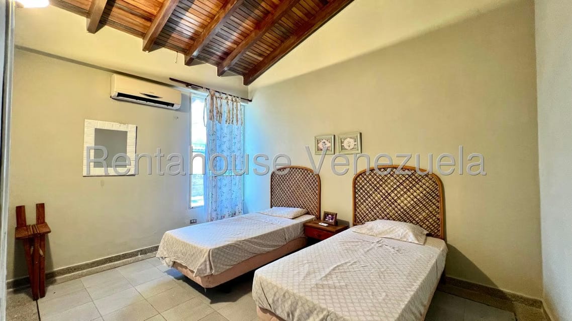 Casa (1 Nivel) en Venta en Las Mercedes de Paparo, Miranda - 27