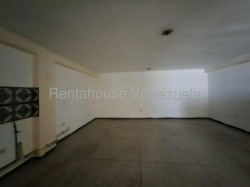 Comercial (Edificio) en Venta en Zona Centro, Aragua - 109