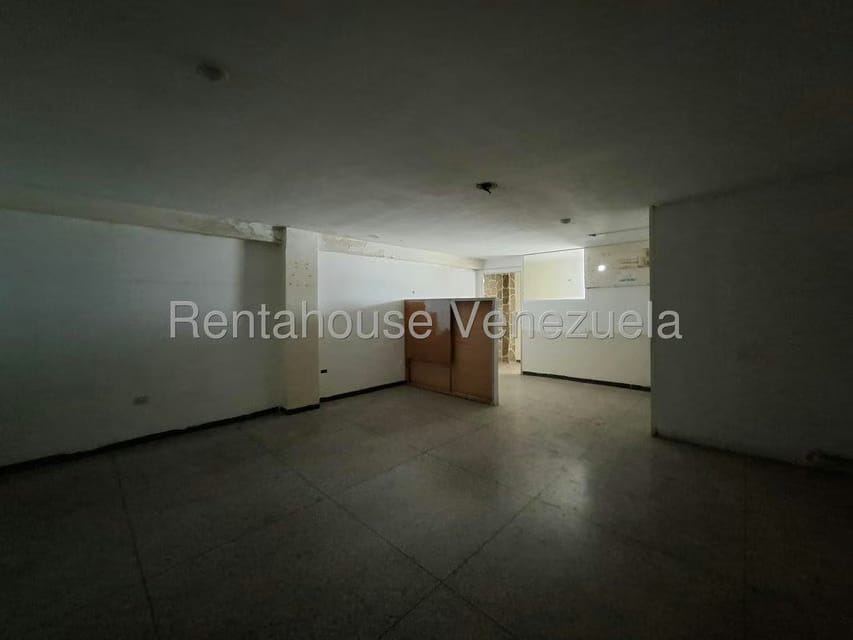Comercial (Edificio) en Venta en Zona Centro, Aragua - 111