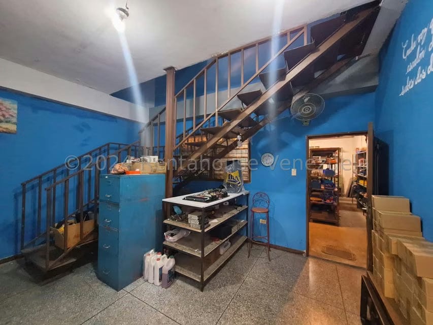 Comercial (Edificio) en Venta en Zona Centro, Aragua - 14