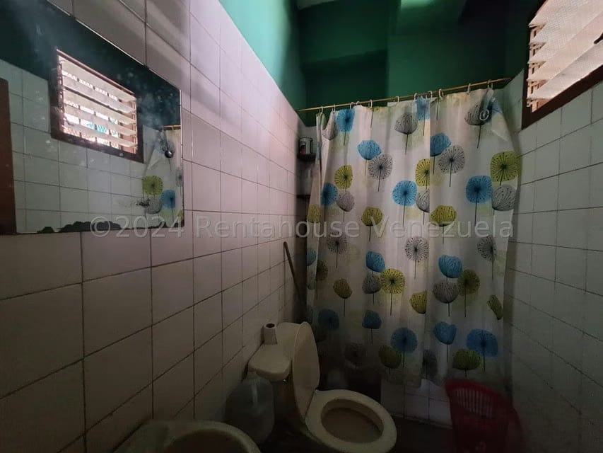 Comercial (Edificio) en Venta en Zona Centro, Aragua - 16