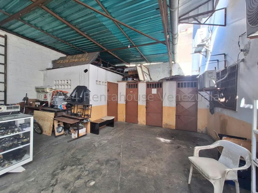 Comercial (Edificio) en Venta en Zona Centro, Aragua - 18