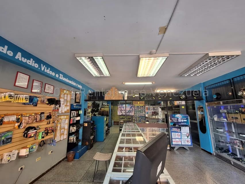Comercial (Edificio) en Venta en Zona Centro, Aragua - 4