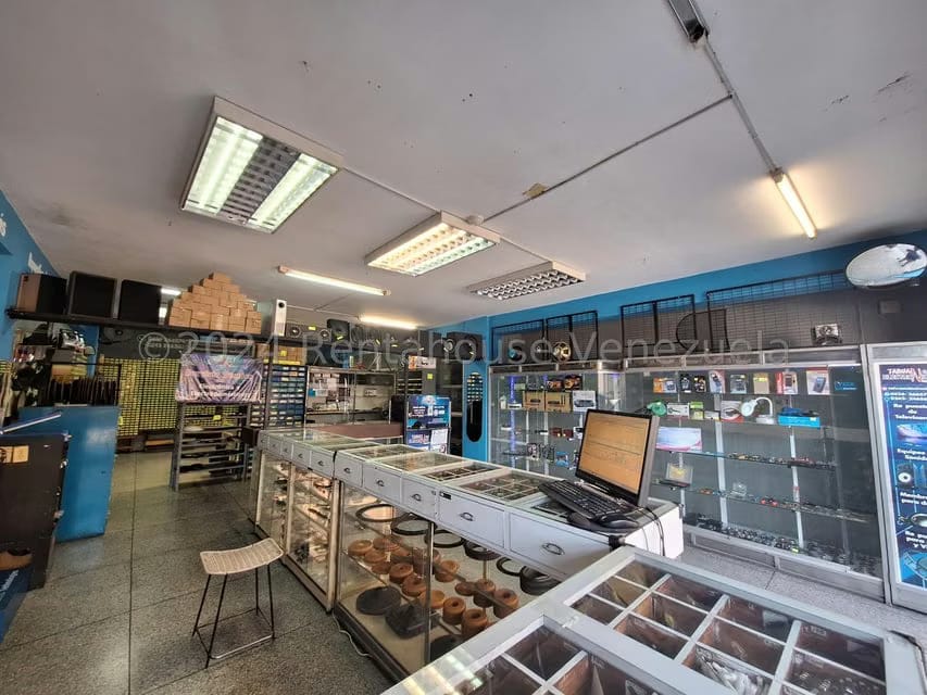 Comercial (Edificio) en Venta en Zona Centro, Aragua - 6