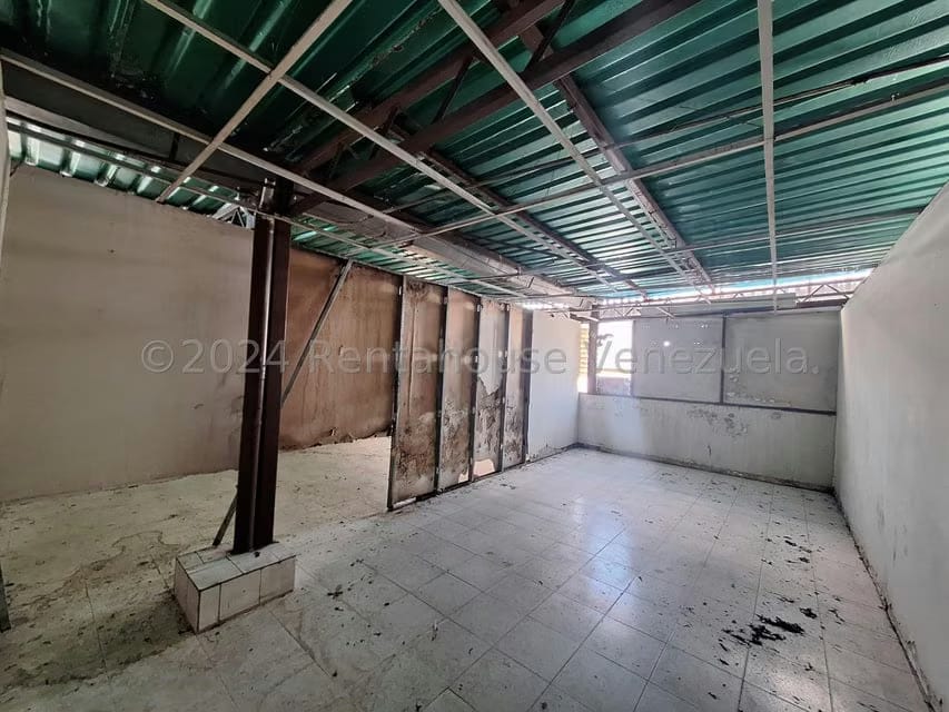 Comercial (Edificio) en Venta en Zona Centro, Aragua - 52