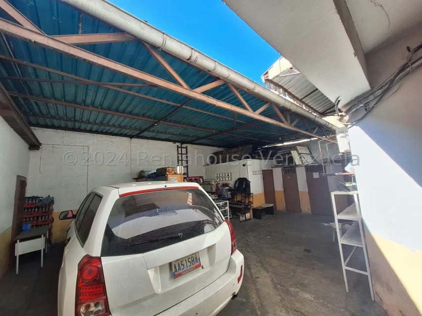 Comercial (Edificio) en Venta en Zona Centro, Aragua - 59