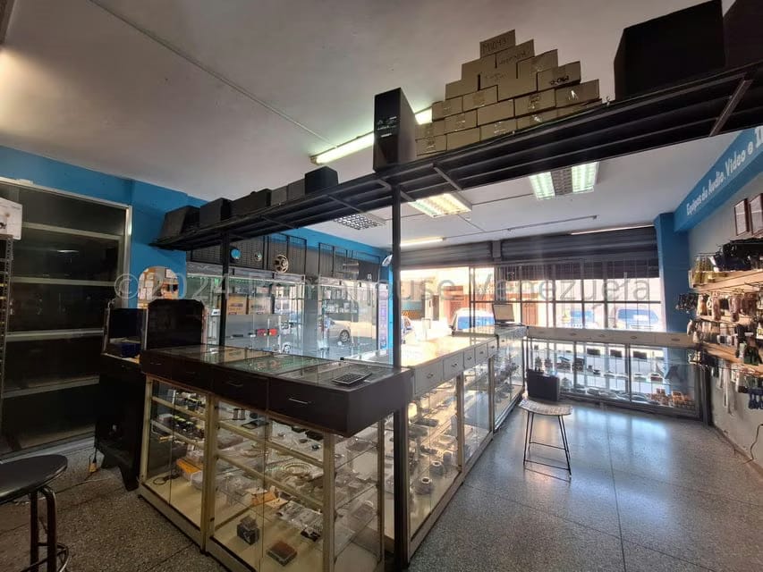 Comercial (Edificio) en Venta en Zona Centro, Aragua - 7