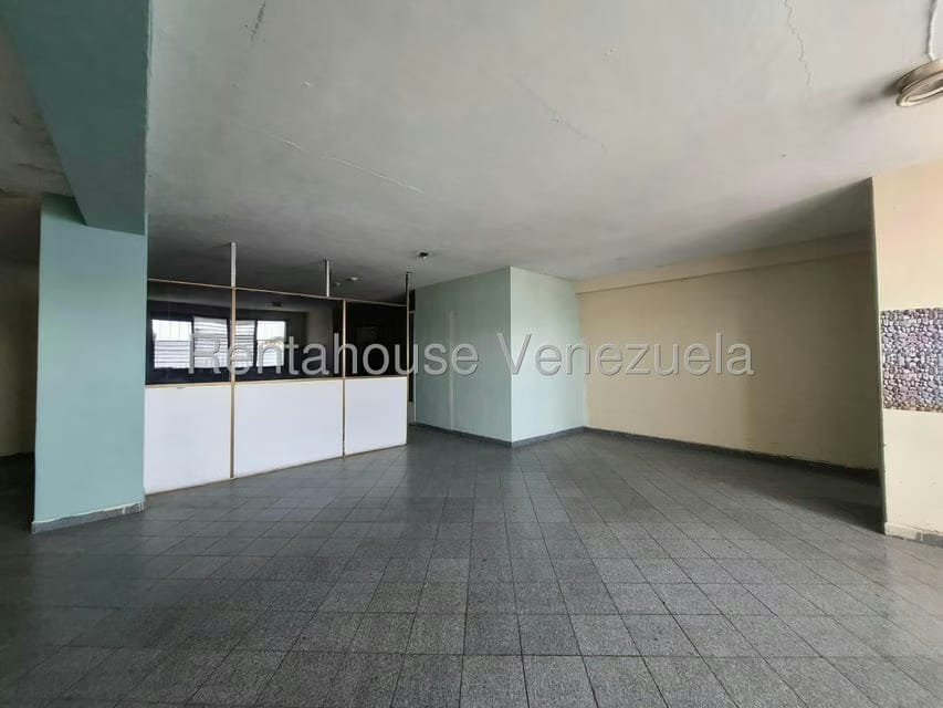 Comercial (Edificio) en Venta en Zona Centro, Aragua - 87