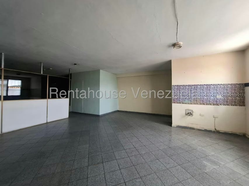 Comercial (Edificio) en Venta en Zona Centro, Aragua - 88
