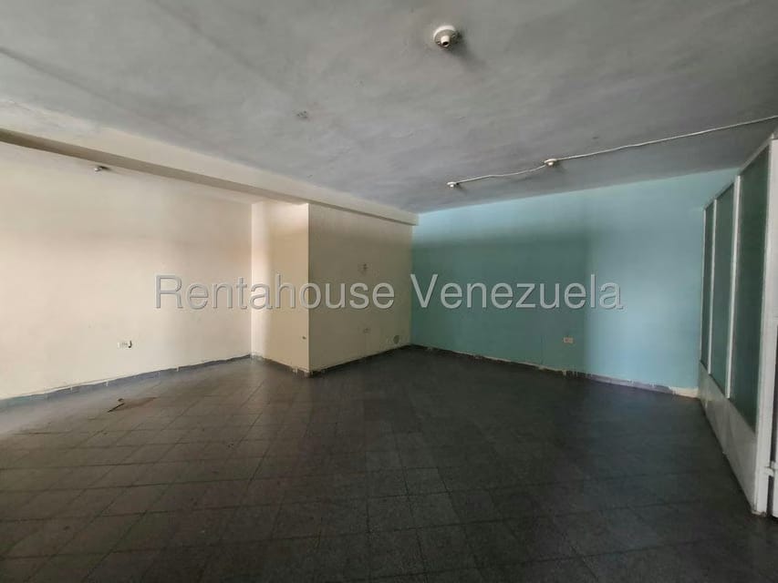 Comercial (Edificio) en Venta en Zona Centro, Aragua - 90