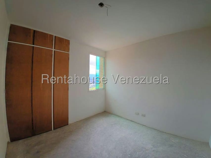 Apartamento (1 Nivel) en Venta en Lomas del Sol, Distrito Metropolitano - 24
