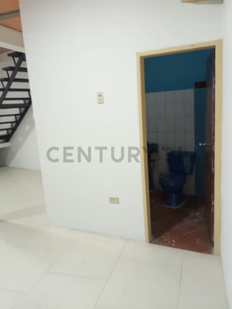 Alquiler local comercial Zerpa - 3