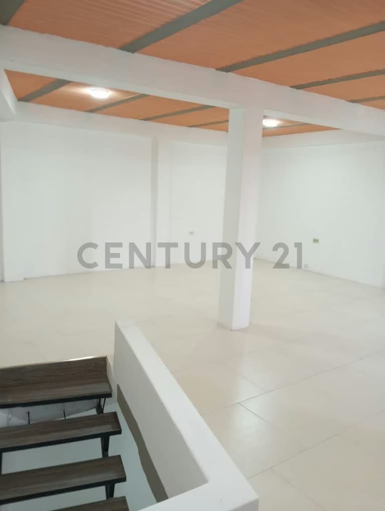 Alquiler local comercial Zerpa - 4