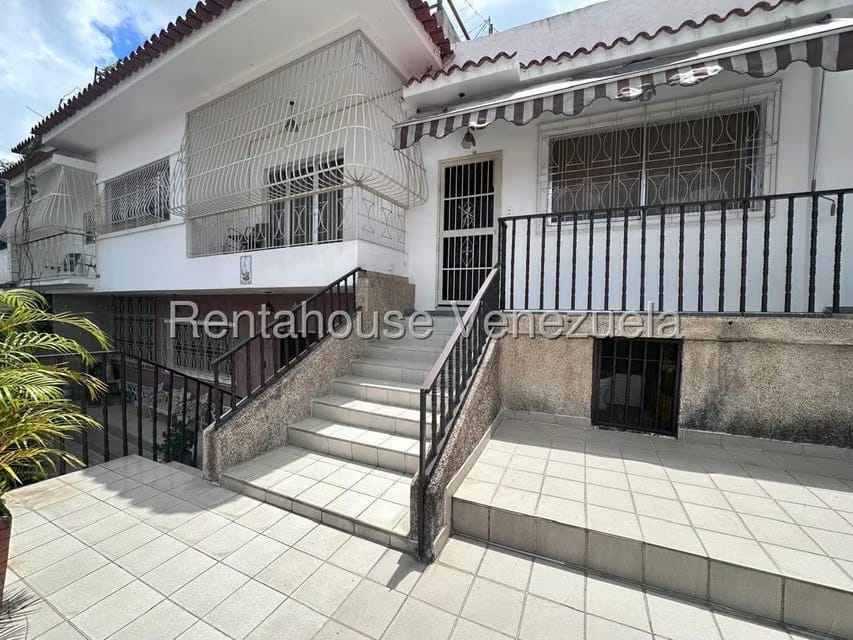 Casa (Multipes Niveles) en Venta en Colinas de Los Chaguaramos, Distrito Metropolitano - 11